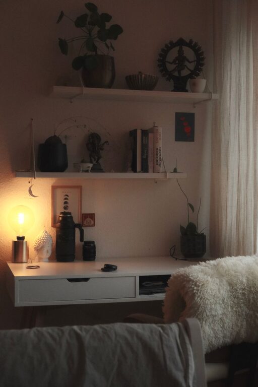 Tips for Creating a Relaxing Home Office Space