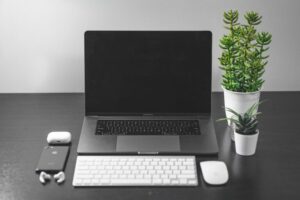 Tips for Organizing a Clutter-Free and Productive Home Office Space